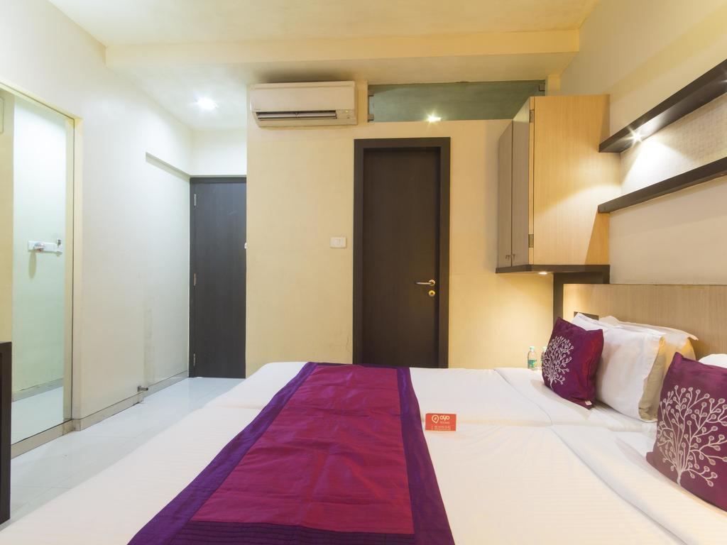 Hotel Monarch Guestline In Midc Rabale, Navi Mumbai Exterior foto